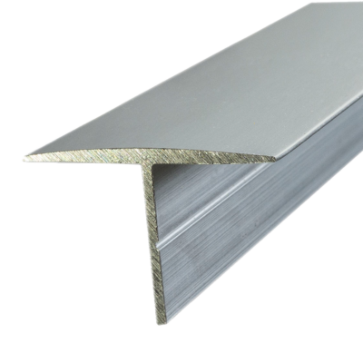 Tee Moulding
